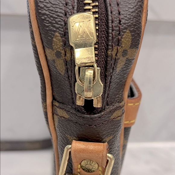 Louis Vuitton Monogram Brown Monogram Danube Crossbody SL0040 - Picture 3 of 14